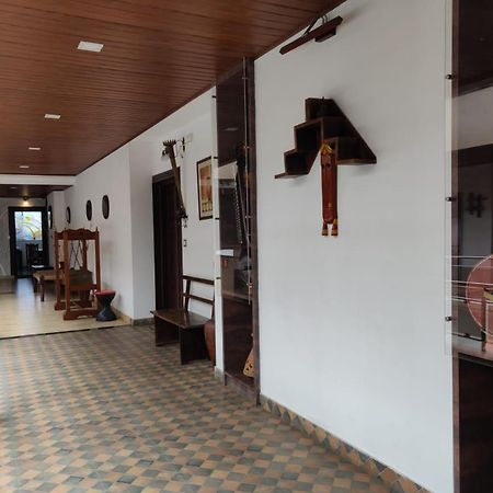 Hotel Mudra Midtown Suites & Rooms Kalasa Ngoại thất bức ảnh
