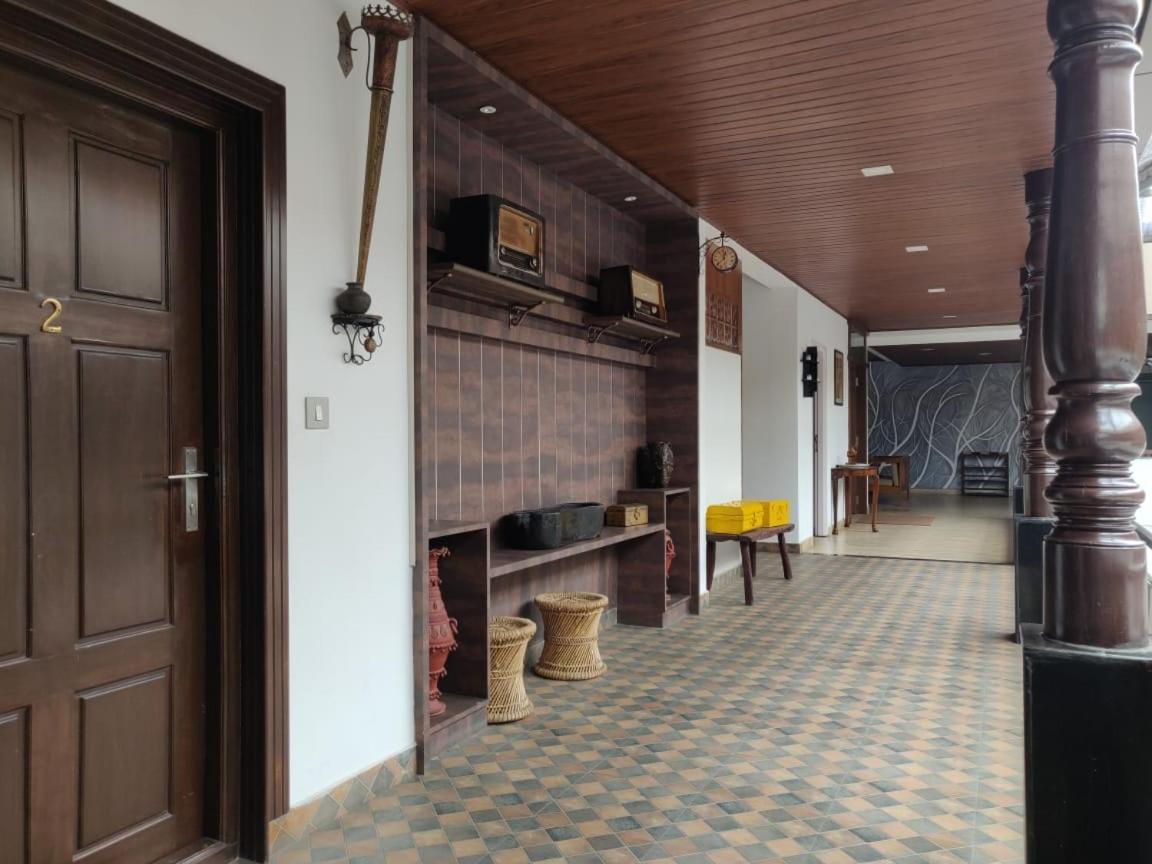 Hotel Mudra Midtown Suites & Rooms Kalasa Ngoại thất bức ảnh